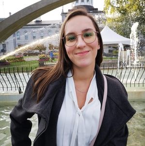 Meet your Posher, Camille